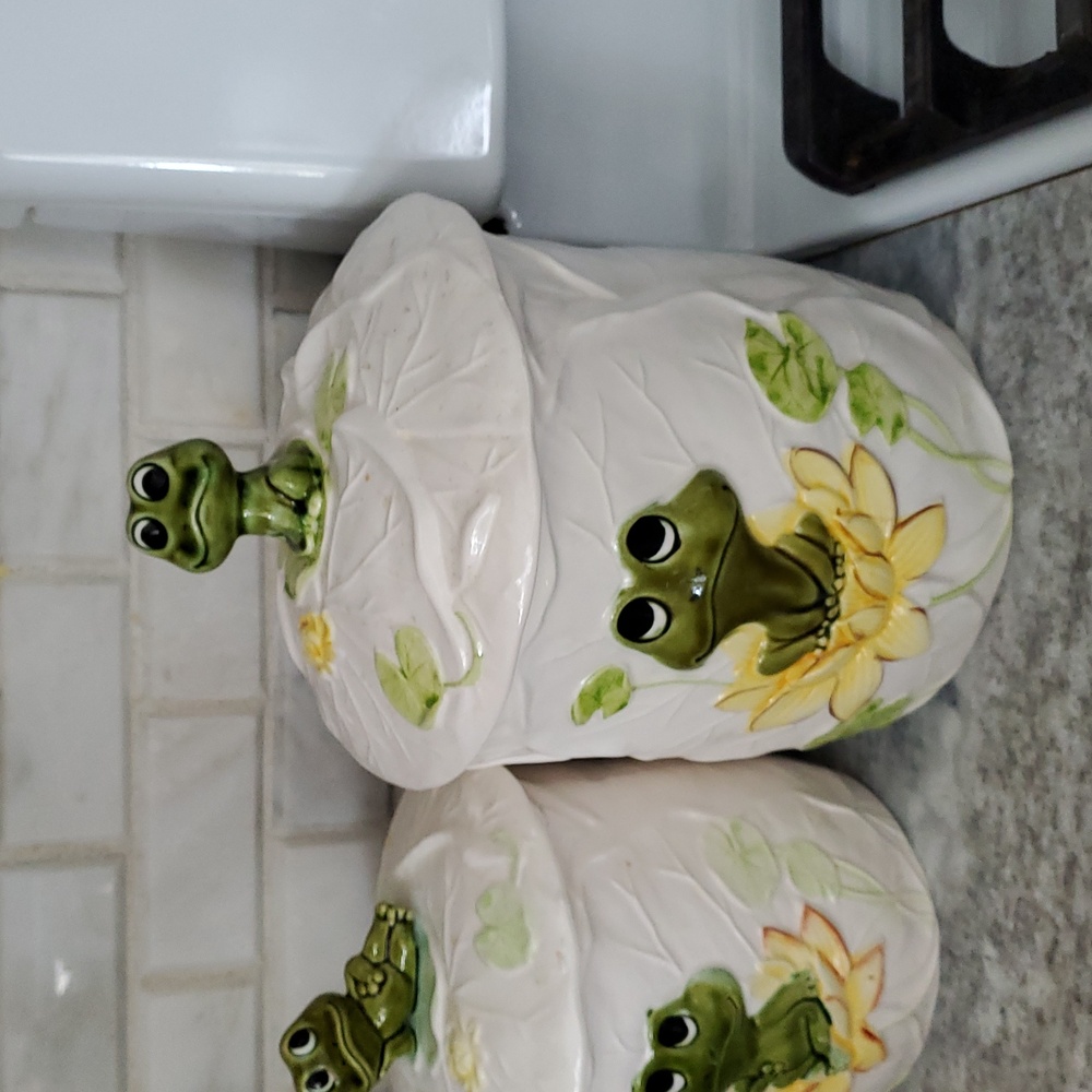 4 Niel The Frog Canisters - Picture 3 of 7